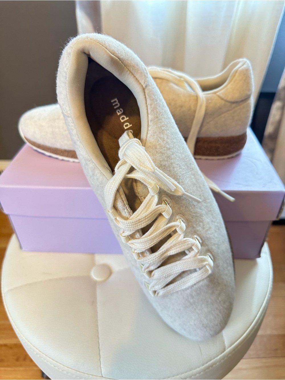 Madden Girl Catchh Oatmeal Felt Cork Sneakers Women’s 9 New in Box